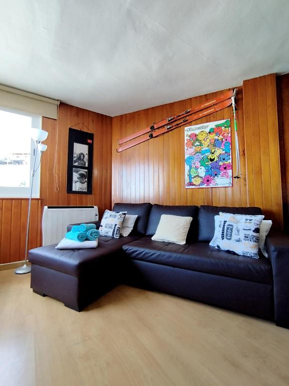 Apartamento Acebo Premium con parking y WiFi by SURYNIEVE - B&B Sierra Nevada