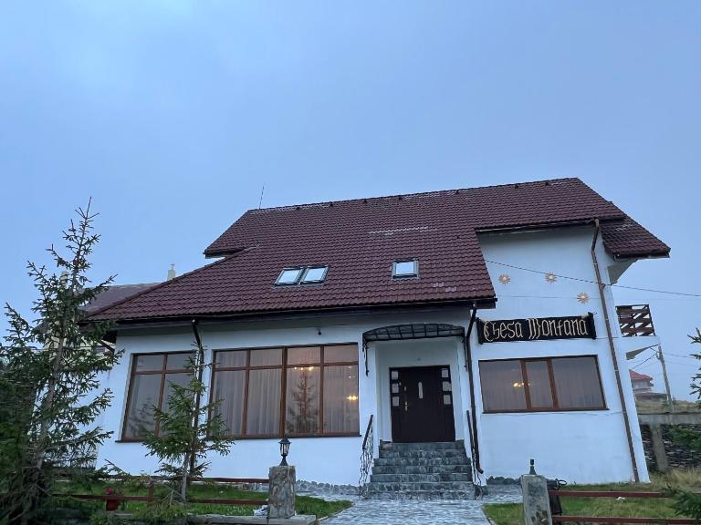 Chesa Montana - B&B Rânca