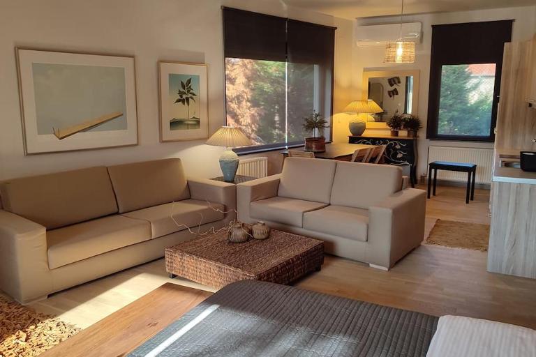 Lumen 1-bedroom apartment in the heart of Trikala - B&B Tríkala