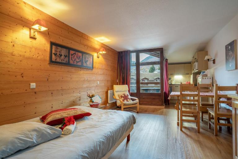 Grand studio tout confort pour 4 personnes - Bed and Breakfast Brides-les-Bains
