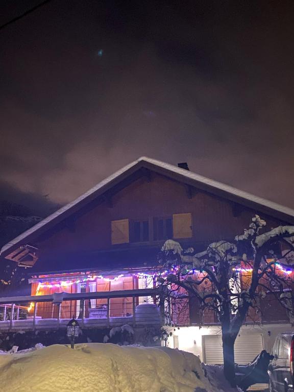 Chalet Rock 51 - Bed and Breakfast Esserts-Blay