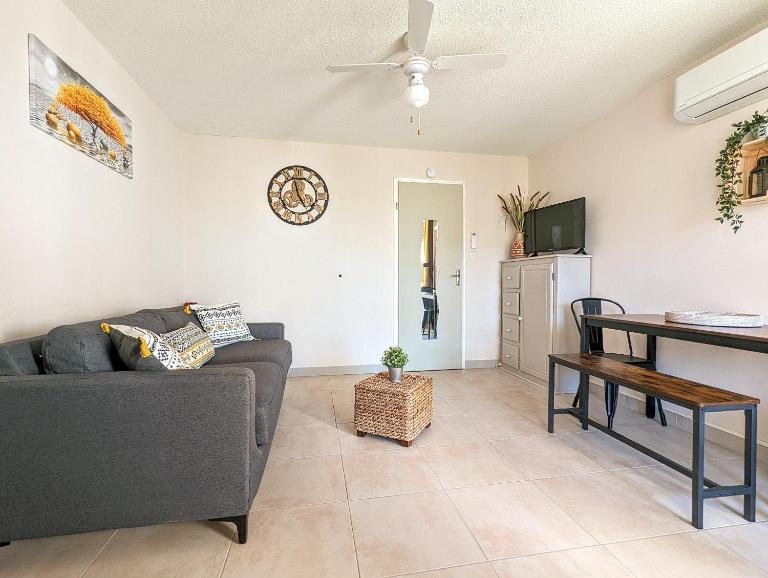 Appartement avec CLIMATISATION, proche golf et île des loisirs - Ferienwohnung Le Cap d'Agde