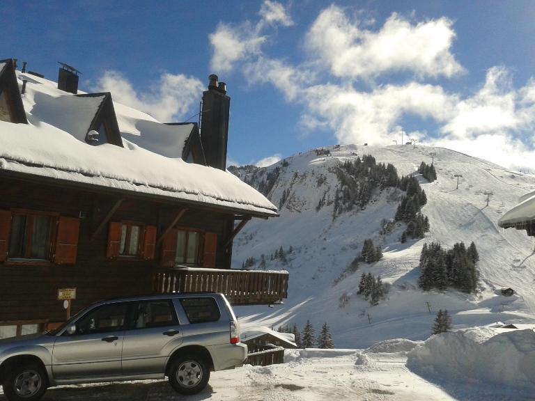 Chalet Les Rhodos appartement le Yeti - B&B Les Crosets
