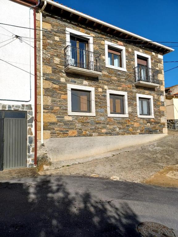 Casa rural Las Peñas - B&B Saucelle