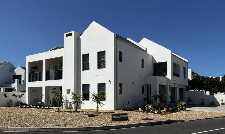 Clam Lagoon - B&B Langebaan