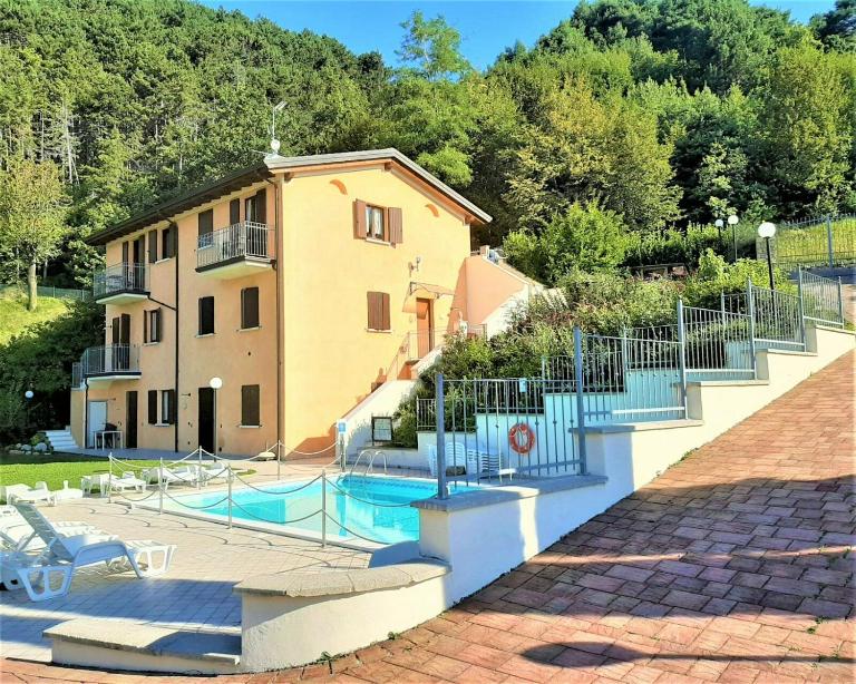 Ferienwohnung am Gardasee in Tignale, Pool, Seesicht, WLAN kostenlos - B&B Tignale