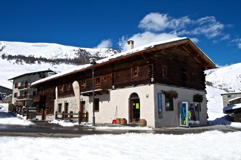 Casa Gallo - Bormolini Hotels & Apartments - Bed and Breakfast Livigno