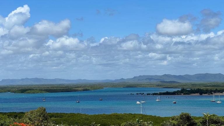 The Orchid Suite - 2 Bed 1 Bath Apartment in Cooktown - B&B Cooktown