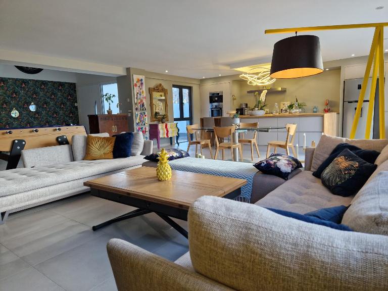 Villa Poppies Holidays - Luxury Seaside Retreat Spa Private Garden Baby-Foot 14 Guests EVG Groups XXL Ouistreham Riva Bella D-Day Beaches - B&B Ouistreham
