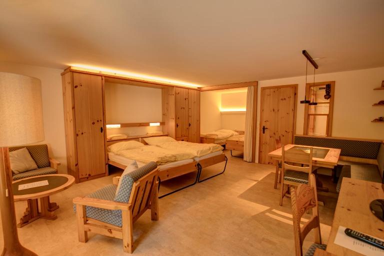 Chesa Munteratsch 1 1 2-Zimmerwohnung 209 Typ D - B&B Silvaplana