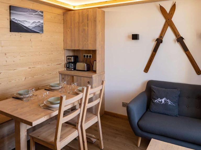 Appartement moderne à Val Thorens - 4 pers - 1 chambre, 1 cabine, skis aux pieds, balcon - FR-1-637-30 - Ferienwohnung Val Thorens