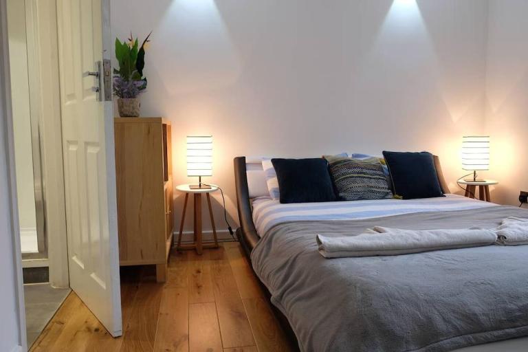 Spacious two bedroom, two bathroom Beach Nest with garden - Ferienwohnung Saint Leonards-on-Sea