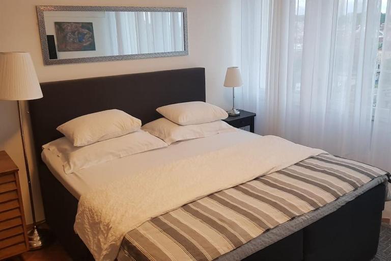 City Lights app, 86m2, free garage parking - B&B Zagabria
