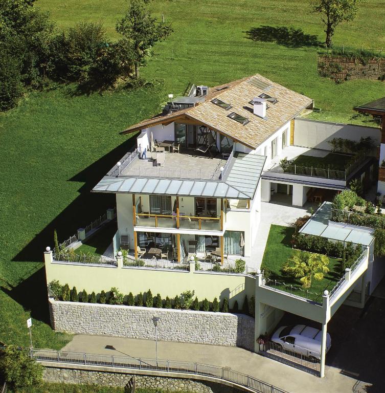 Apartmenthaus Gruberhof - Ferienwohnung Schenna
