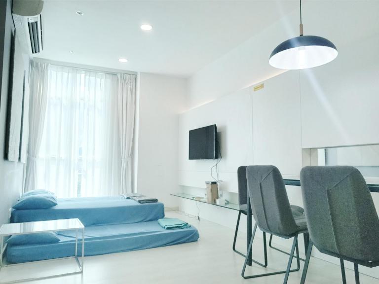 Deluxe Suites Stay, Netflix,2BR, - B&B George Town