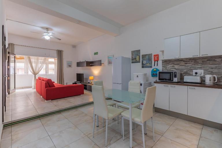 Apartment in Three Cities Near Valletta Ferry - Bed and Breakfast Cospicua