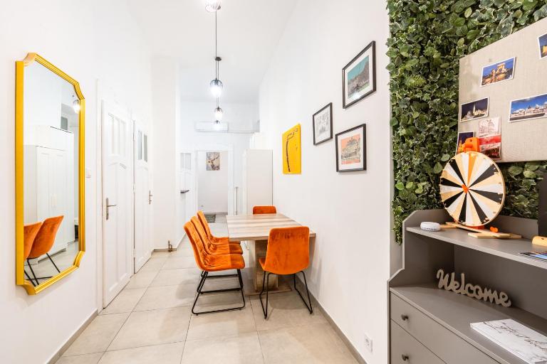 Spacious Premium Two-Room Apartment by Buda Castle - B&B Budapest