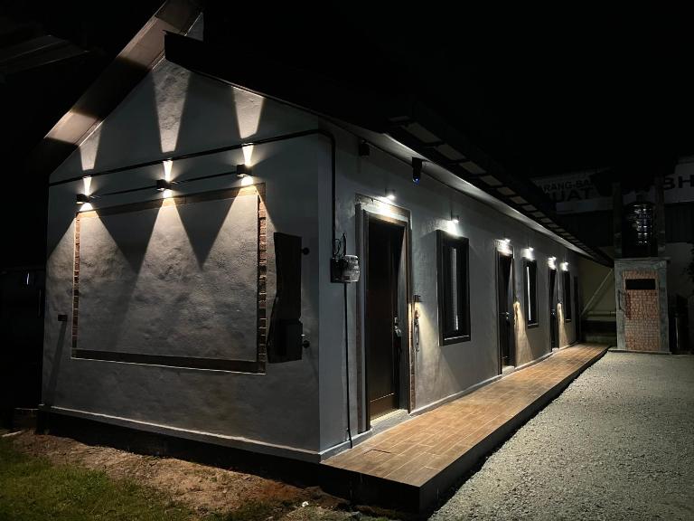 ZUSCH STUDIO - B&B Pantai Cenang