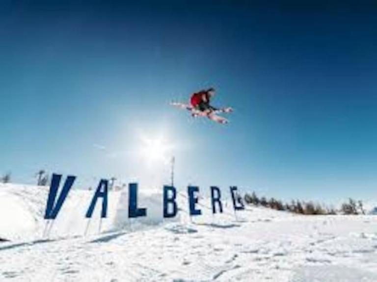 Valberg: 2 Pieces au centre station avec piscine - B&B Péone