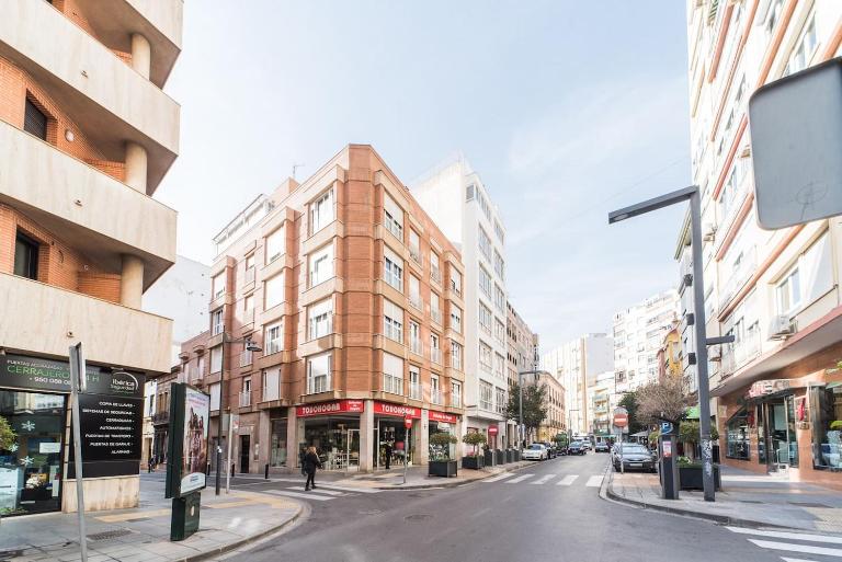 Expoholidays - Plaza Santa Rita - B&B Almería