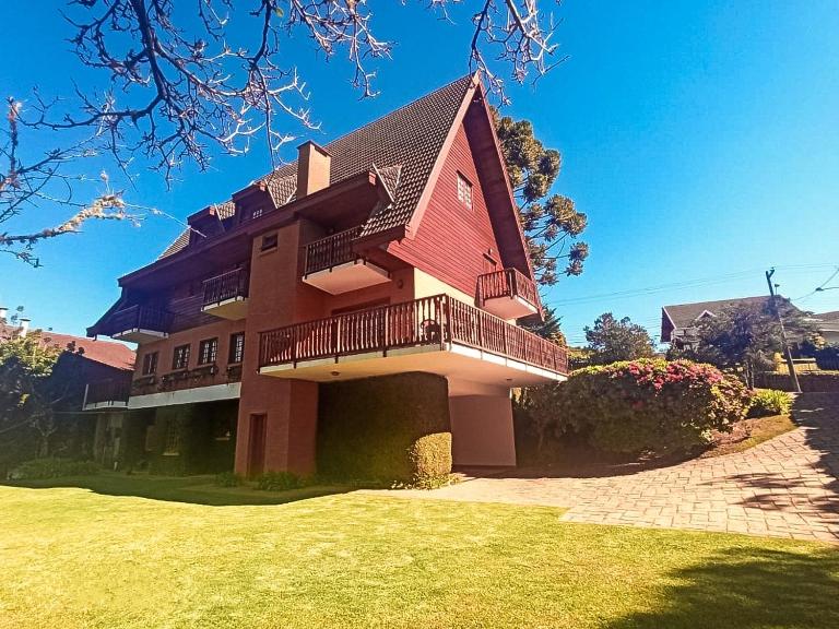 Casa Suiça de Campos - Bed and Breakfast Campos do Jordão