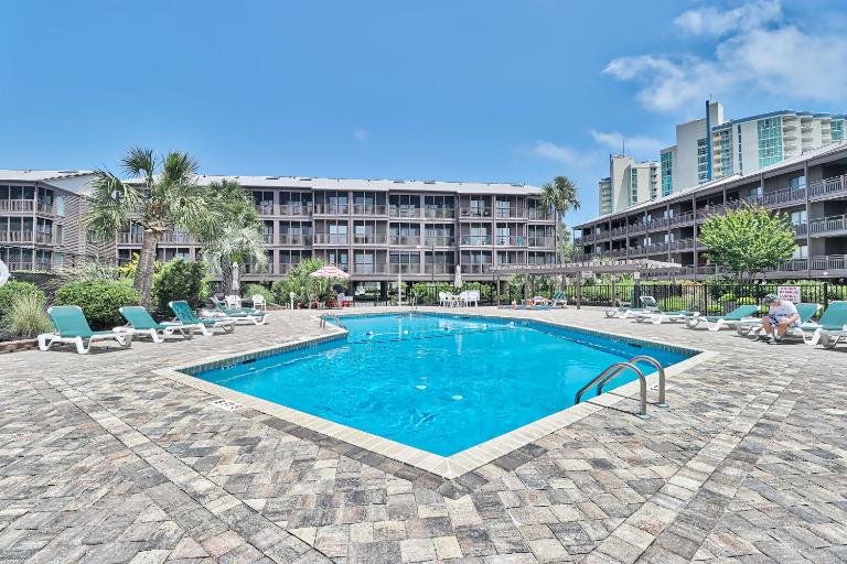 Beach &nightlife 3BR/2.5 BA service dog friendly - Chambres d'hôtes Myrtle Beach