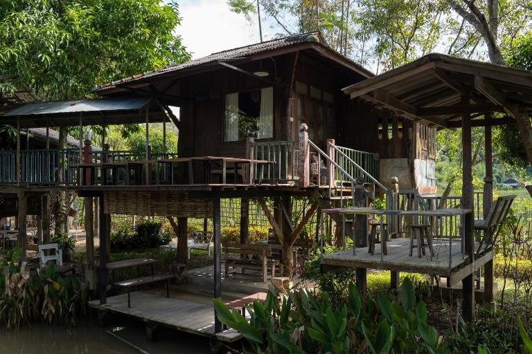 Art House at Chiangdao - Moon House - Ferienwohnung Chiang Dao