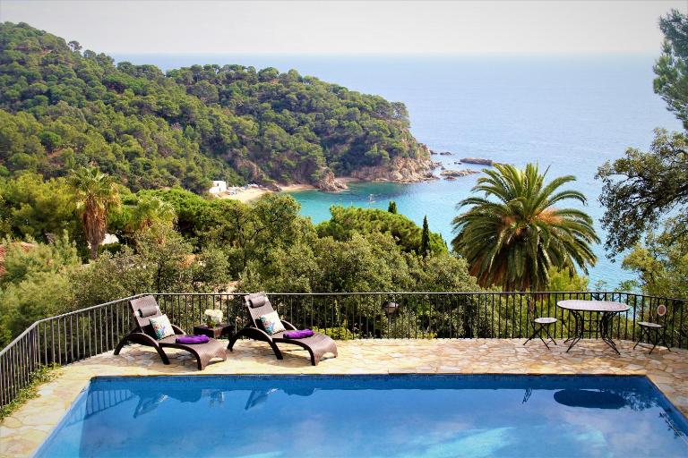 Villa Can Toni Vistas Mar Piscina Jacuzzi Aire Acondicionado - B&B Lloret de Mar