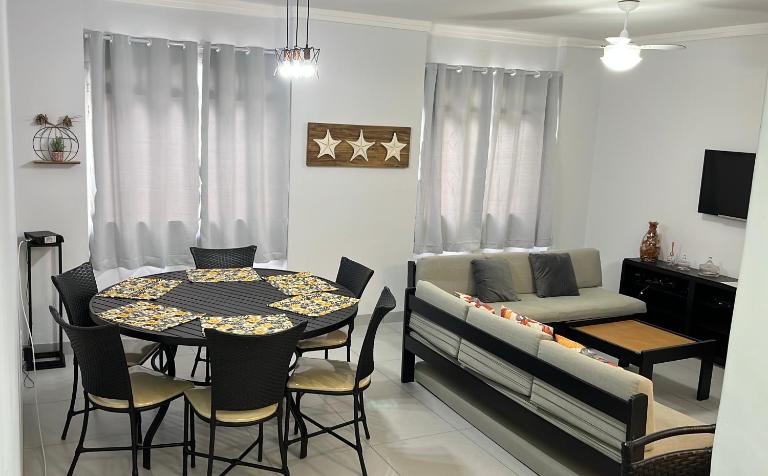 Apartamentos Amplo a 200m da Praia da Enseada Rio N egro Guaruja 8 pessoas - B&B Guarujá
