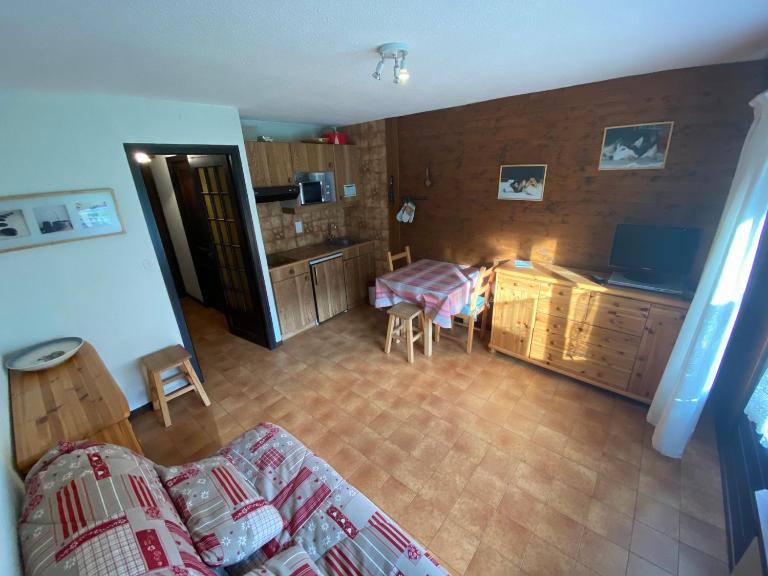 Studio près des pistes avec balcon! - FR-1-692-67 - B&B La Chapelle-d'Abondance