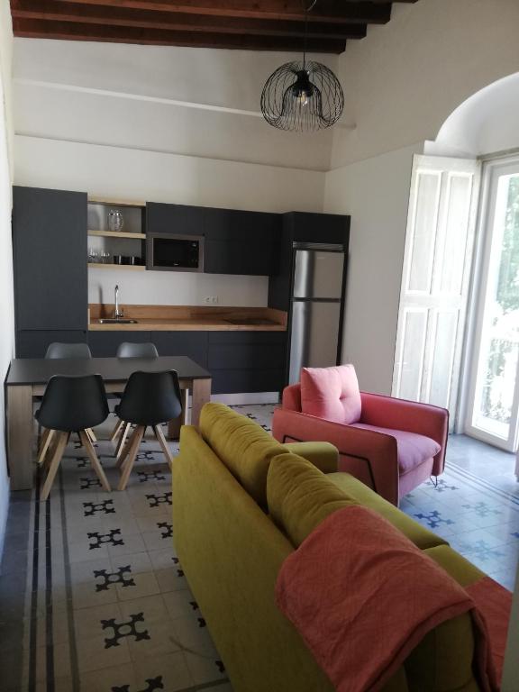 CASA PALACIO CABALLEROS 7 con Parking - B&B Sanlúcar de Barrameda