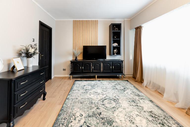 Beautiful and cozy 2 bedroom apartment with living room loft - B&B Cluj-Napoca