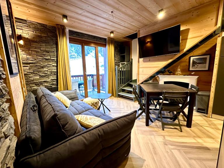 Duplex rénové - 2 chambres 6 personnes vue pistes - B&B Les Orres
