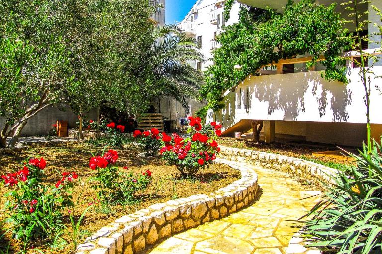 Apartments Hope - B&B Novalja