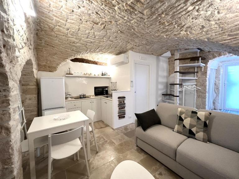White House Casa Vacanze - B&B Noci