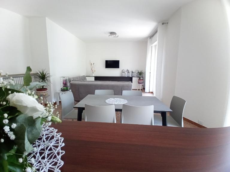 Appartamento L'Airone Cenerino - Ferienwohnung Canzo
