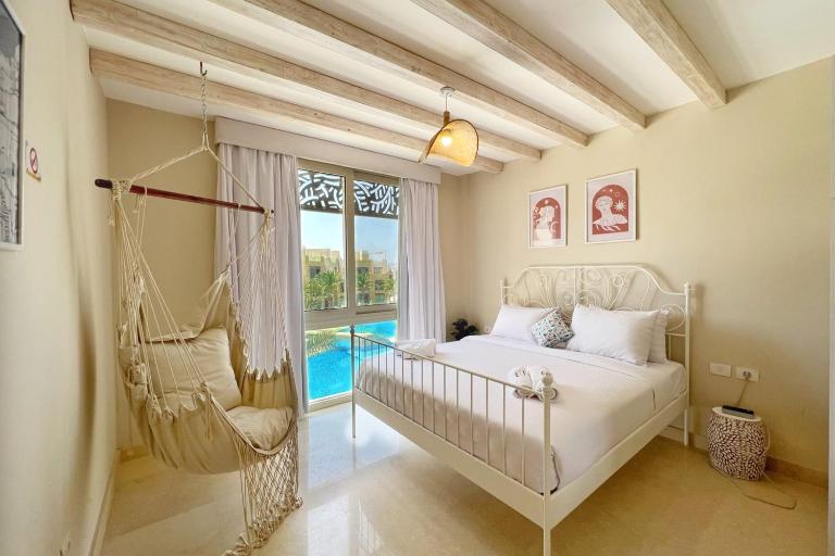 Radiant & Ravishing 2 BDR Mangroovy Free Beach & Pool Access - B&B Hurghada