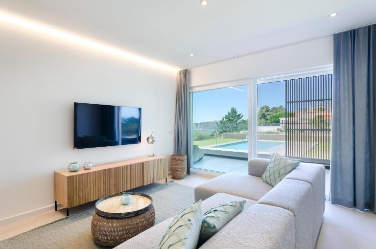 Mar a Vista - Condominium with Pool, Gym and Sea Views - Ferienwohnung Nazaré