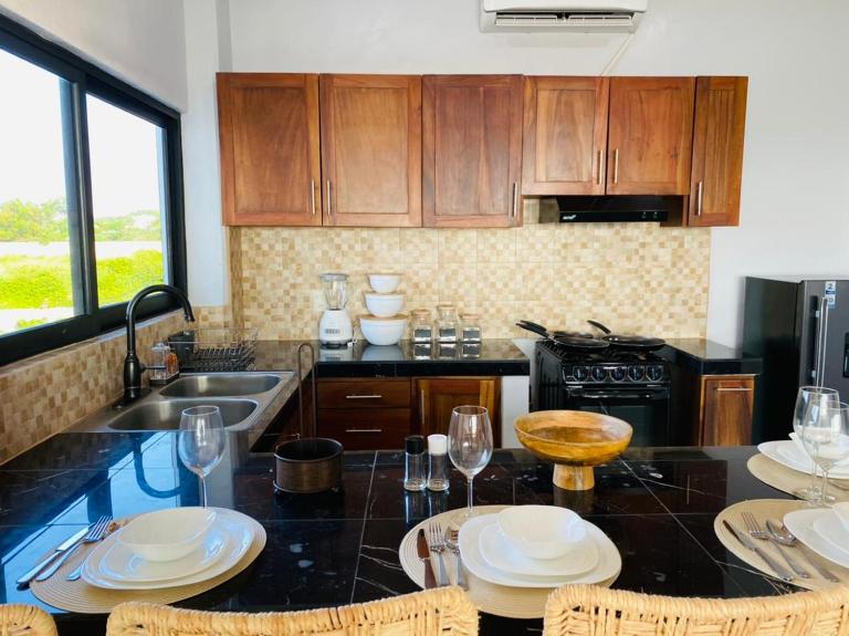 Casa Vista Del Rey - B&B Puerto Ángel