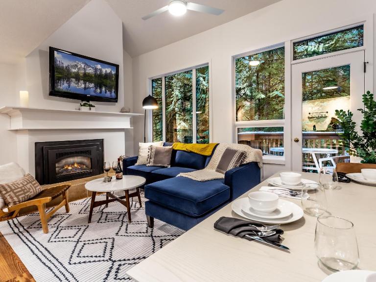 Moonriver Retreat - B&B Deming