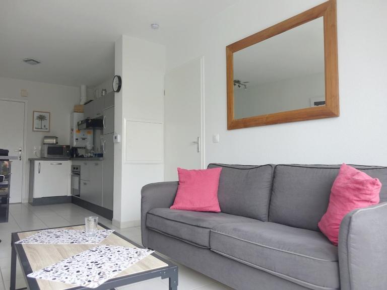 Appartement moderne 2 pièces avec balcon et WIFI, proche centre Sarzeau et plages - FR-1-639-48 - B&B Sarzeau