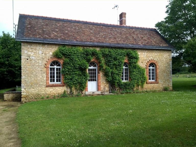 Gîte familial & authentique avec jardin arboré, entre Angers & Le Mans, idéal visites & détente - FR-1-410-208 - Ferienwohnung Dureil