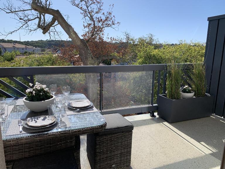 Magnifique T2 Duplex à Arcachon avec Terrasse, WiFi, à 100m de la Plage - FR-1-374-160 - B&B Arcachon