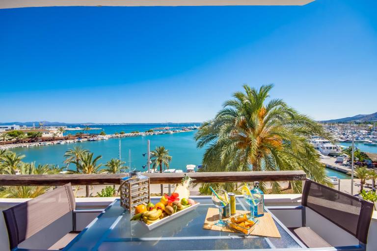 Ideal Property Mallorca - Enjoy - B&B Port d'Alcúdia