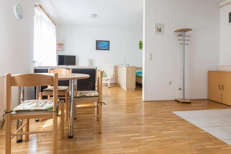 Studio apartment Bitko - daily and multy day rental - B&B Zagabria