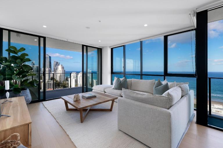 Opus Broadbeach - Official - B&B Gold Coast