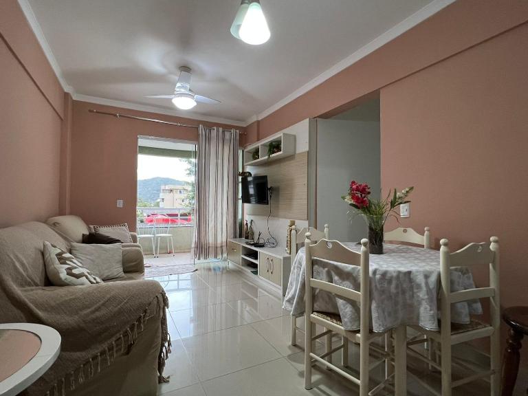 Apartamento 2 dorm. em Bombas SC - B&B Bombinhas