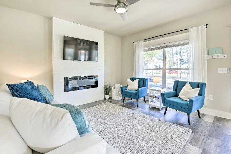 Modern Santa Rosa Beach Retreat w/ Yard & Patio! - B&B Santa Rosa Beach