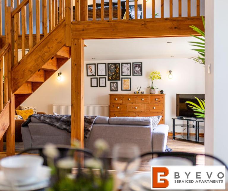ByEvo Oswestry Barn - Quirky romantic retreat or Cosy contractor base - Ferienwohnung Oswestry