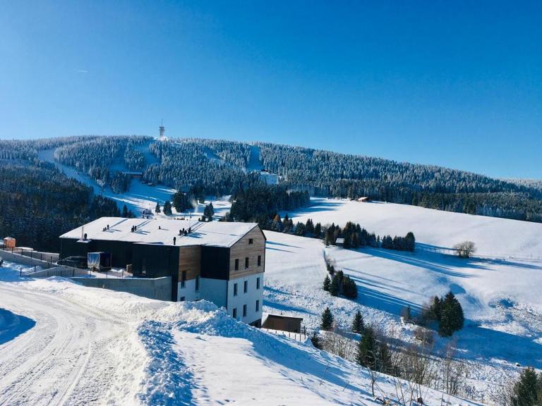 Apartmány Vista Klínovec - Chambres d'hôtes Loučná pod Klínovcem